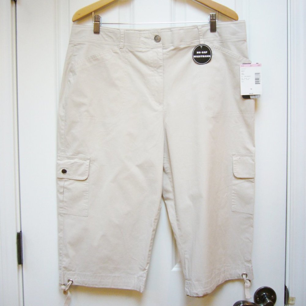 New Laura Scott Capris